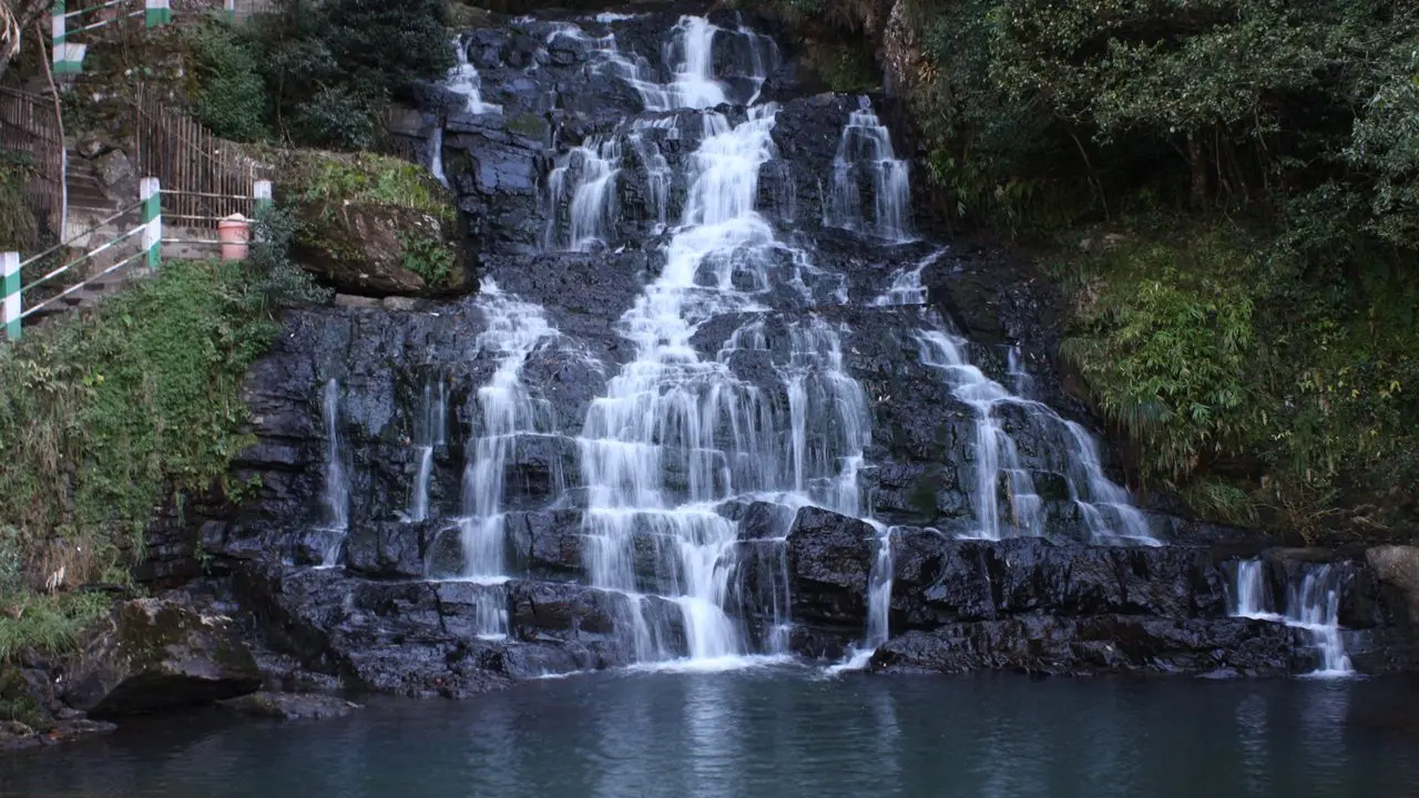 Shillong Sightseeing & Laitlum Canyon