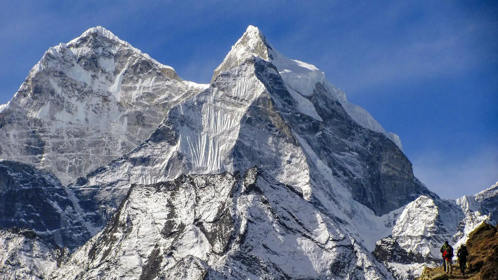 Tadapani to Chhomrong (2,170 m)