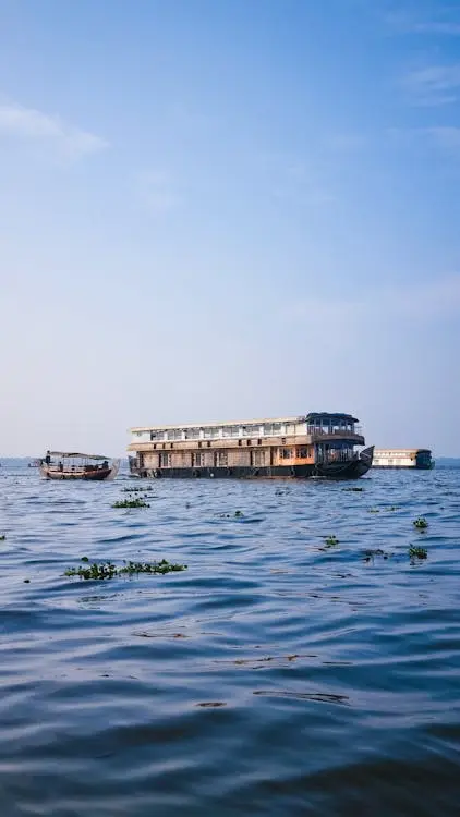 Cochin → Alleppey